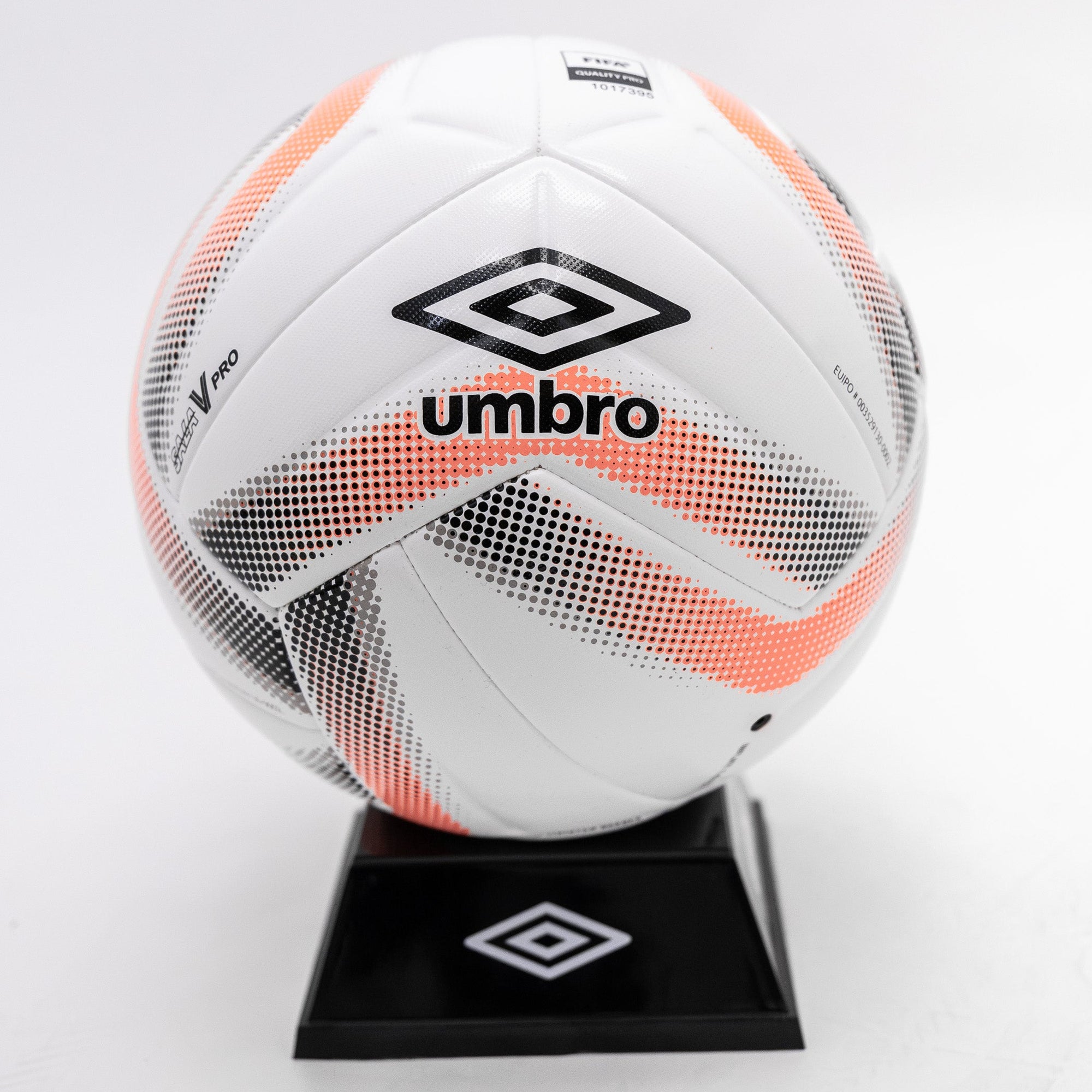 UMBRO Futsal Sala Pro Ball - Size 4